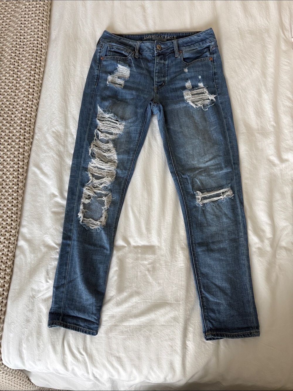American Eagle Outfitters Ripped Skinny Jeans in Blue